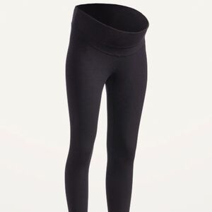 Old Navy Maternity Skinny Jeans Black, NWT